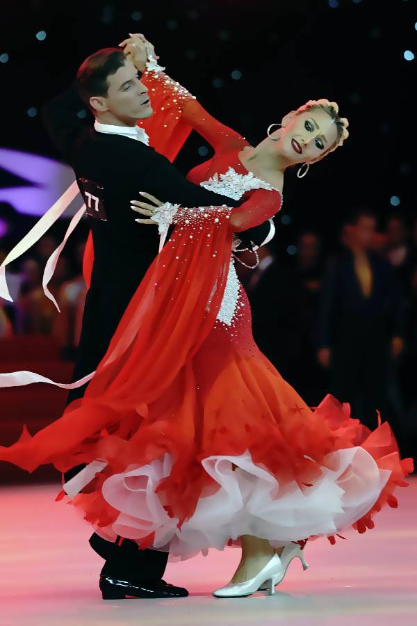 国际职业拉丁舞,国际业余摩登舞,国际业余拉丁舞4大组别外,还设置了