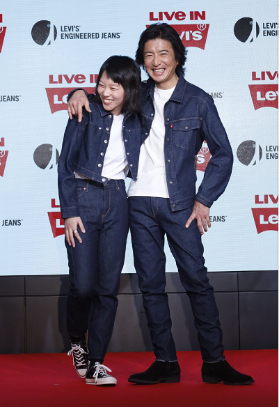 木村拓哉窦靖童同框飚舞,这组合太仙了点吧!