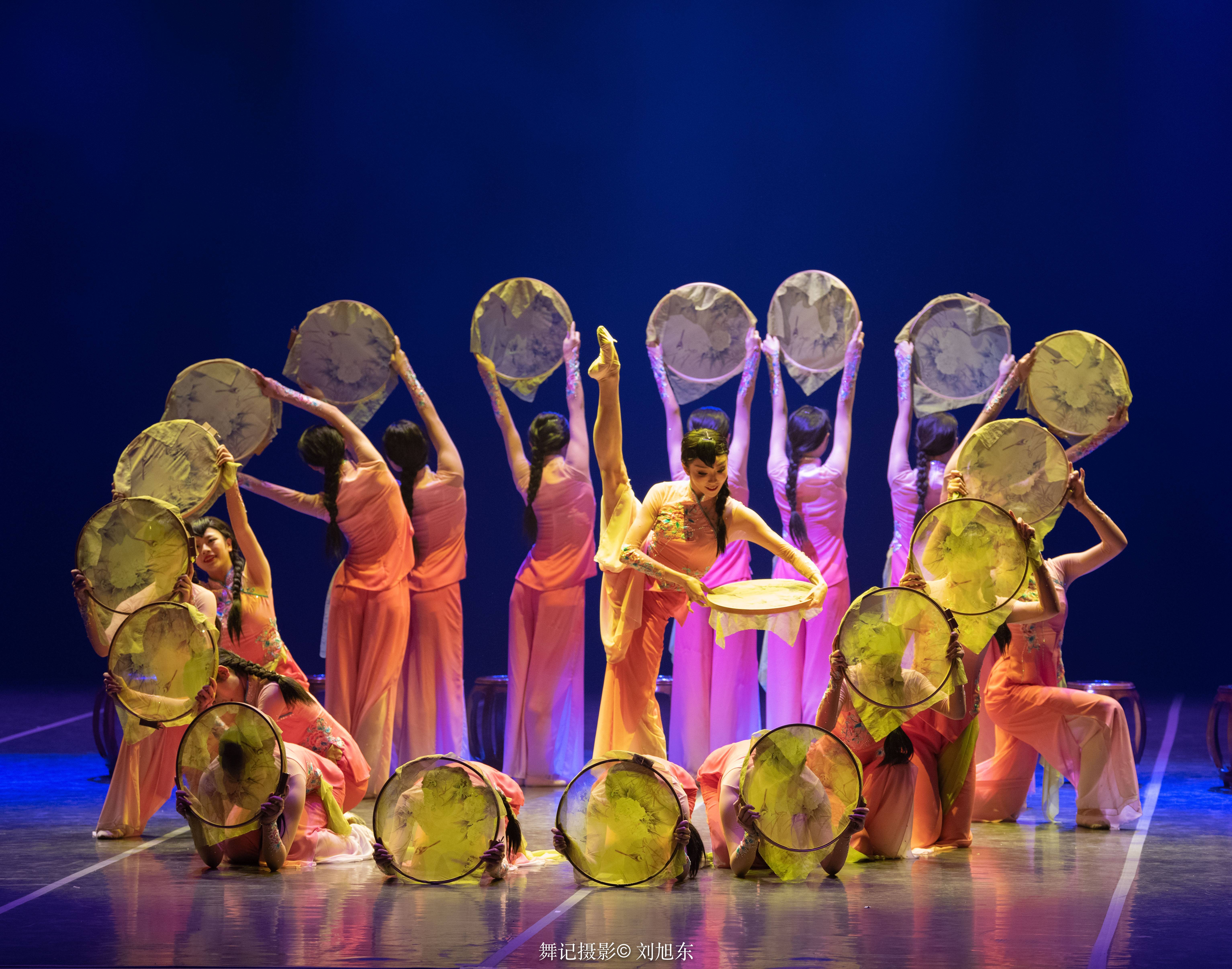 第一届长三角专业舞蹈展演-江苏地区-舞蹈图片 舞蹈展演 舞蹈表演